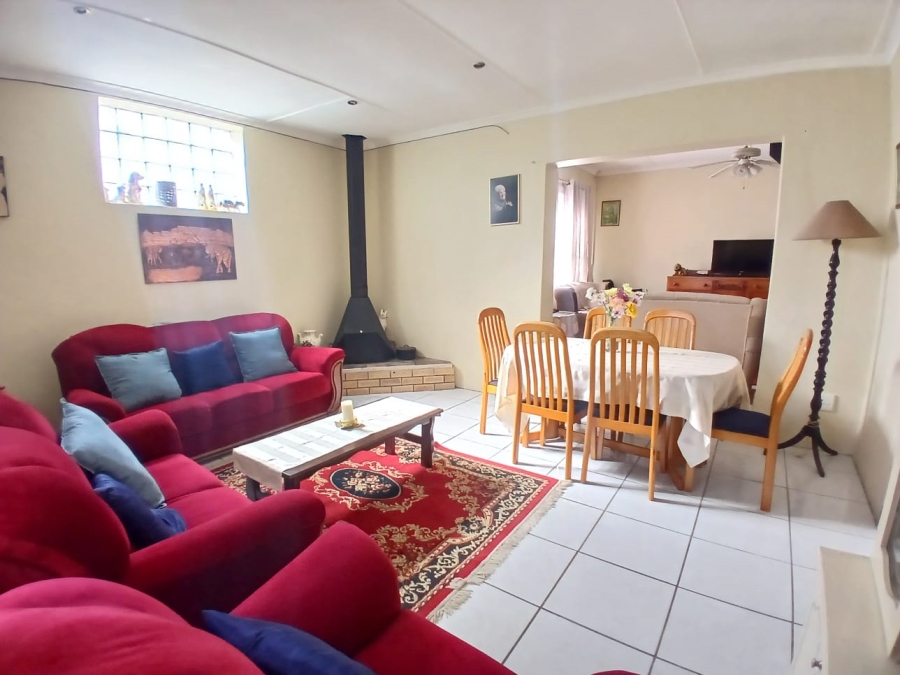 3 Bedroom Property for Sale in Silversands Western Cape